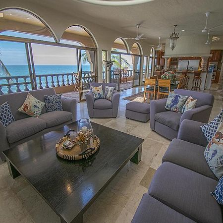 Beachfront Delfin Estate With Pool Sleeps 43 Mazatlán Exterior foto