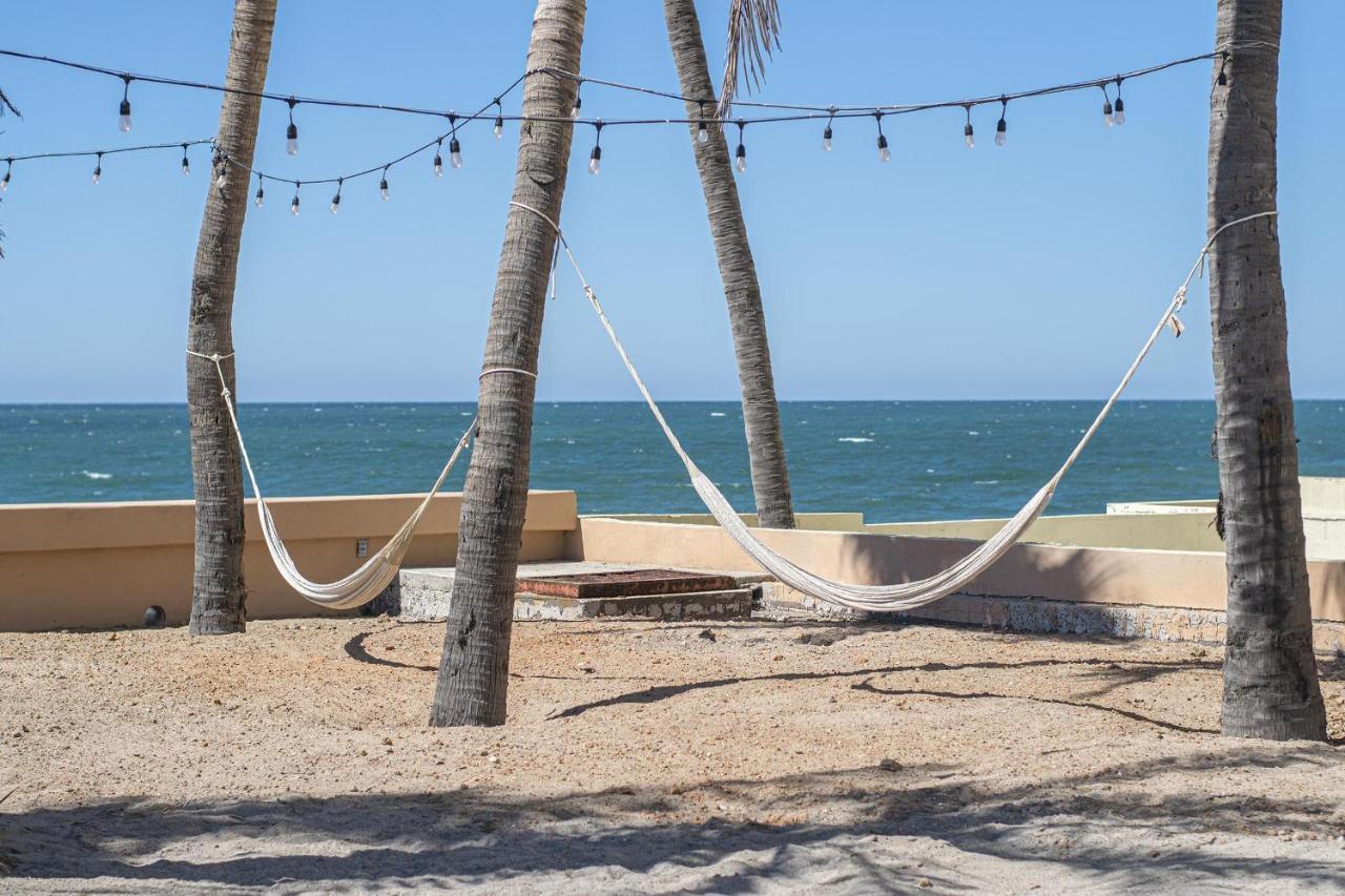 Beachfront Delfin Estate With Pool Sleeps 43 Mazatlán Exterior foto