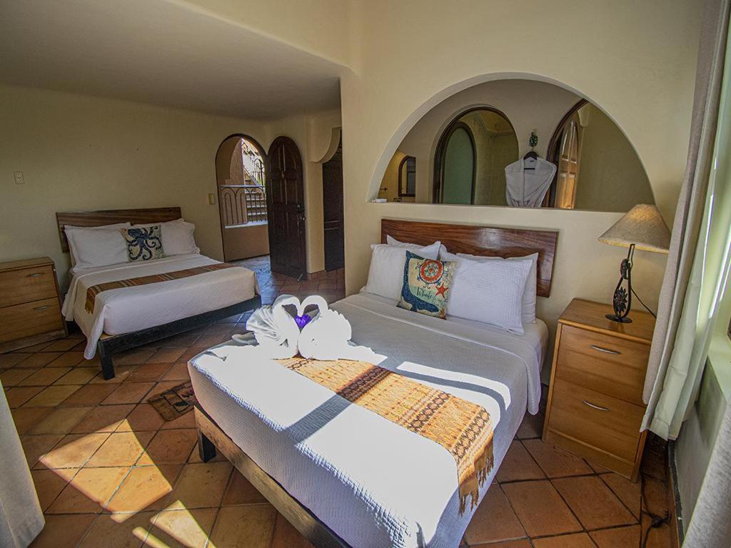 Beachfront Delfin Estate With Pool Sleeps 43 Mazatlán Exterior foto