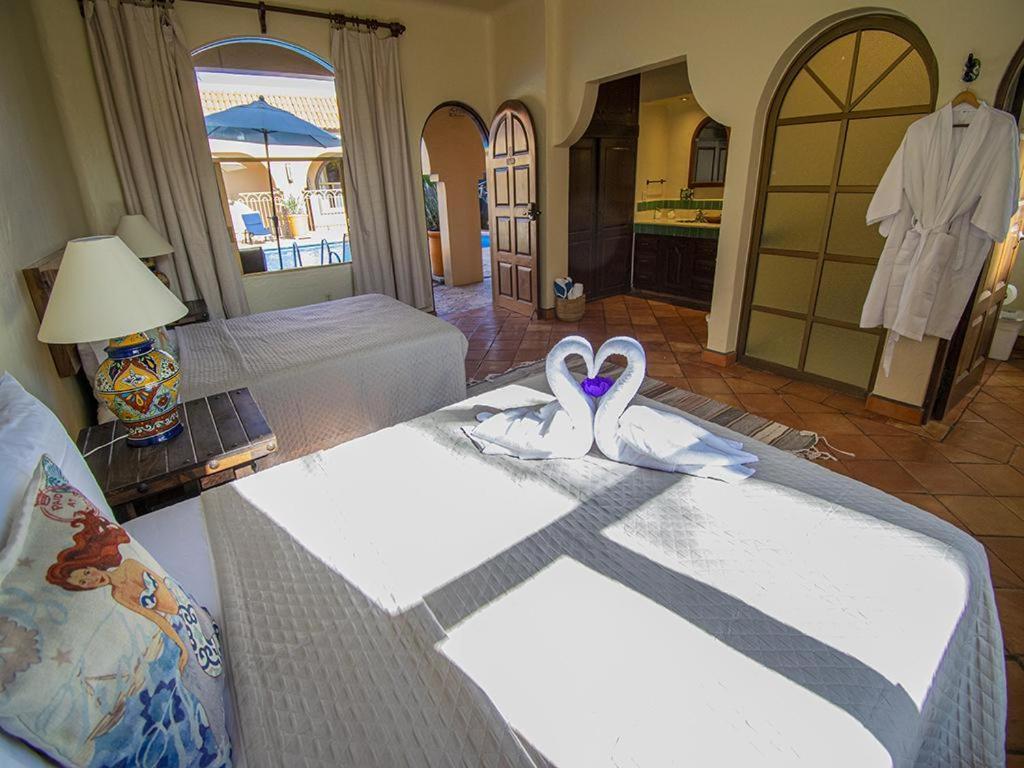 Beachfront Delfin Estate With Pool Sleeps 43 Mazatlán Exterior foto