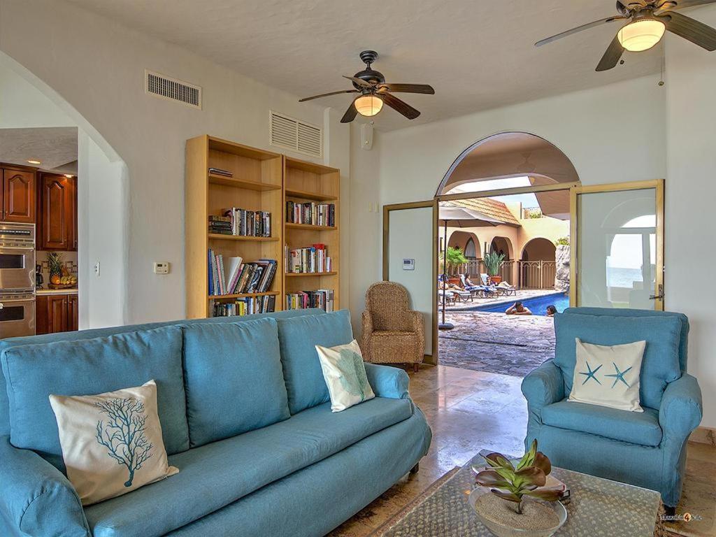 Beachfront Delfin Estate With Pool Sleeps 43 Mazatlán Exterior foto